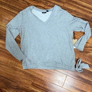 Halogen grey light weight sweatshirt size xl NWT